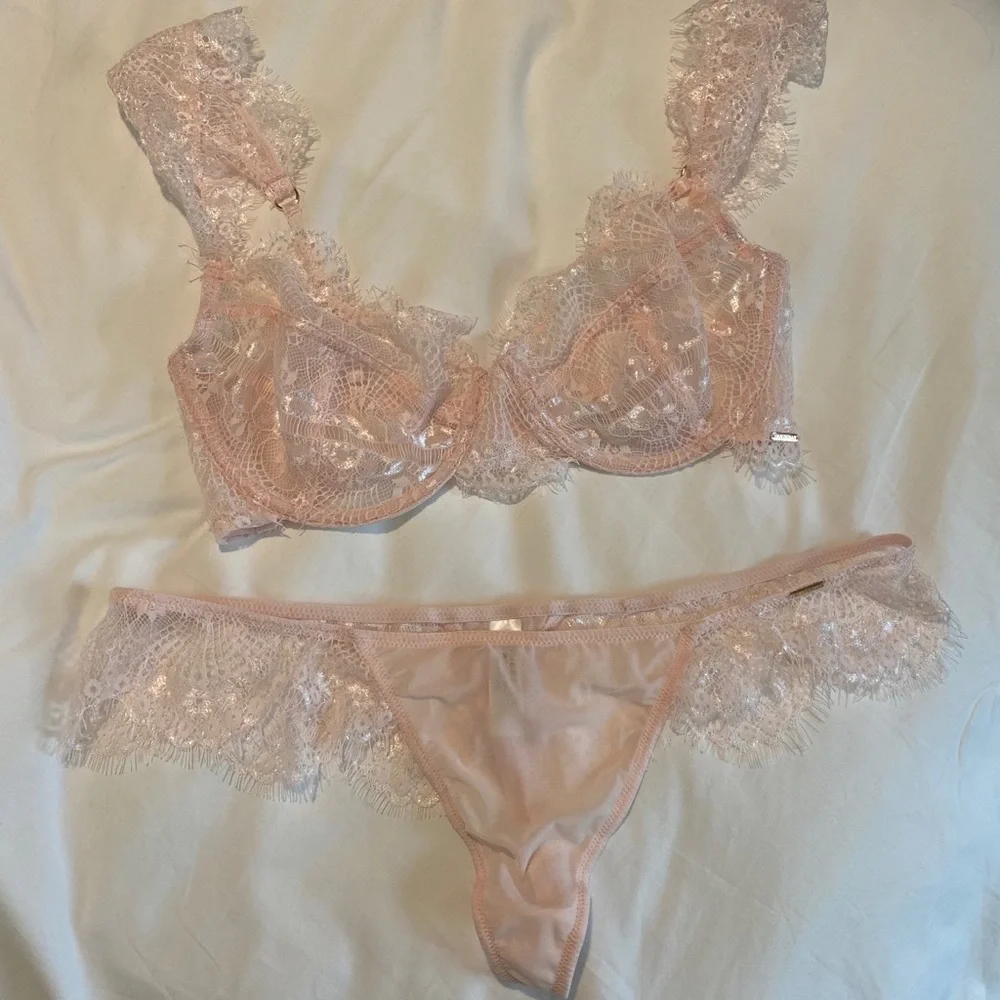 NWOT BlueBella Light Pink Lingerie Set